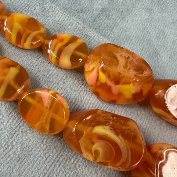 Vintage Style Orange Swirl Resin Acrylic Beaded Necklace Adjustable Chain - Picture 15 of 16